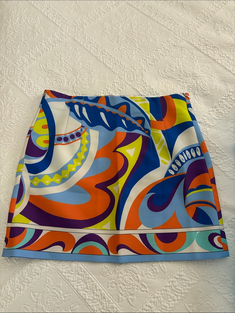Zara Vibrant Multicolor Abstract Mini Skirt
